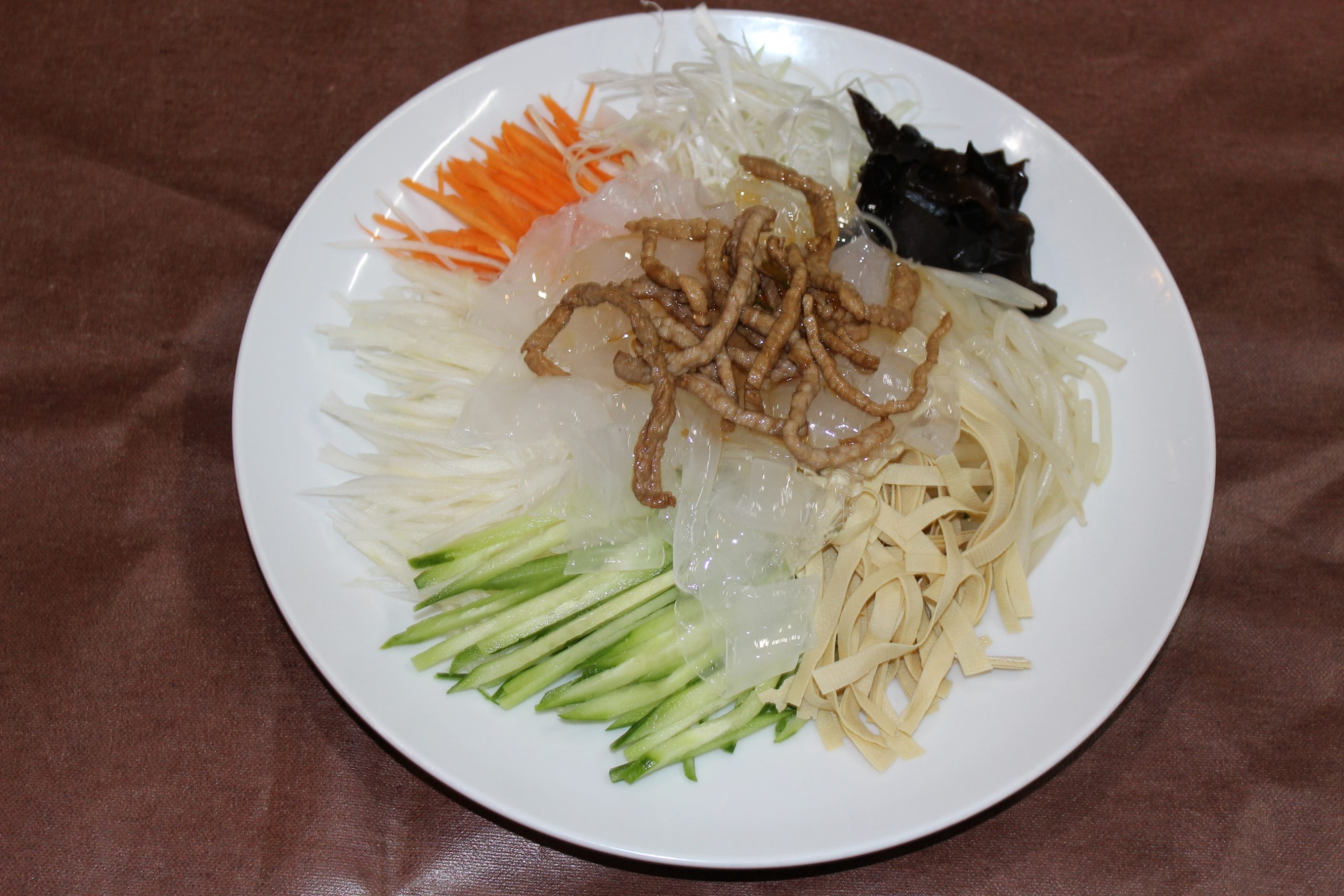 【中華冷菜】黒酢入り中華サラダ